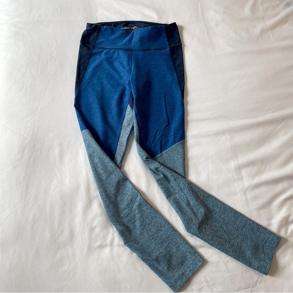Outdoor Voices Blue Colorblock Leggings - Picture 4 of 6
